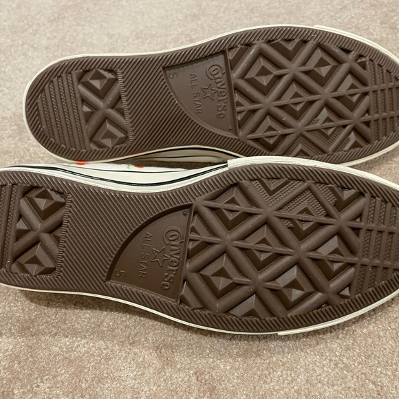 NWT Chuck 70 bright Egret/Poppy/black low top 7 (FINAL PRICE) - Picture 8 of 16